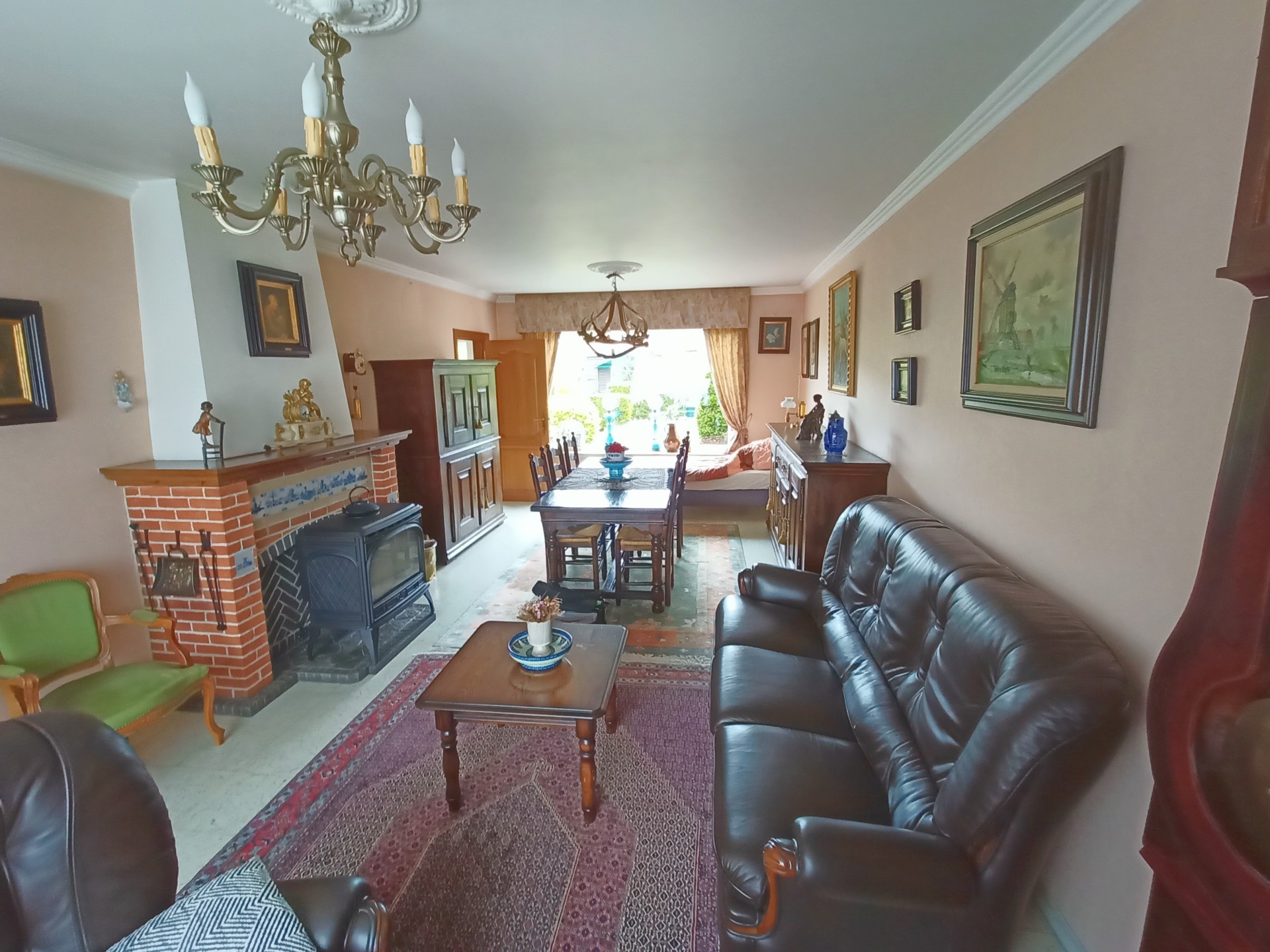 Salon woning Elzenlaan 10 te Veurne